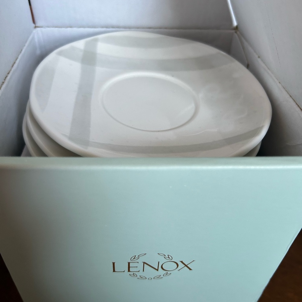 LENOX Elegant White Porcelain Tea Set - Picture 3 of 3